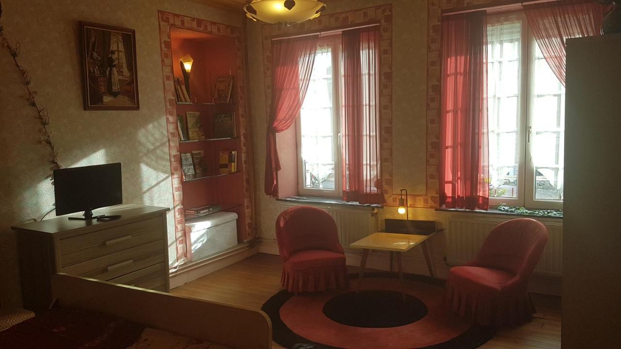 Bed and Breakfast Le Point Du Jour Revin  Esterno foto