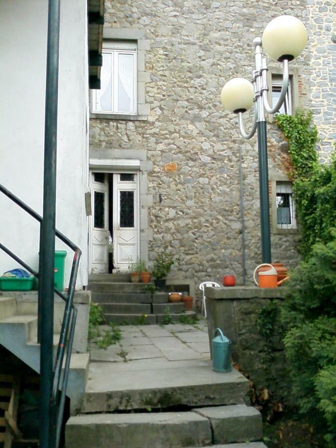 Bed and Breakfast Le Point Du Jour Revin  Esterno foto
