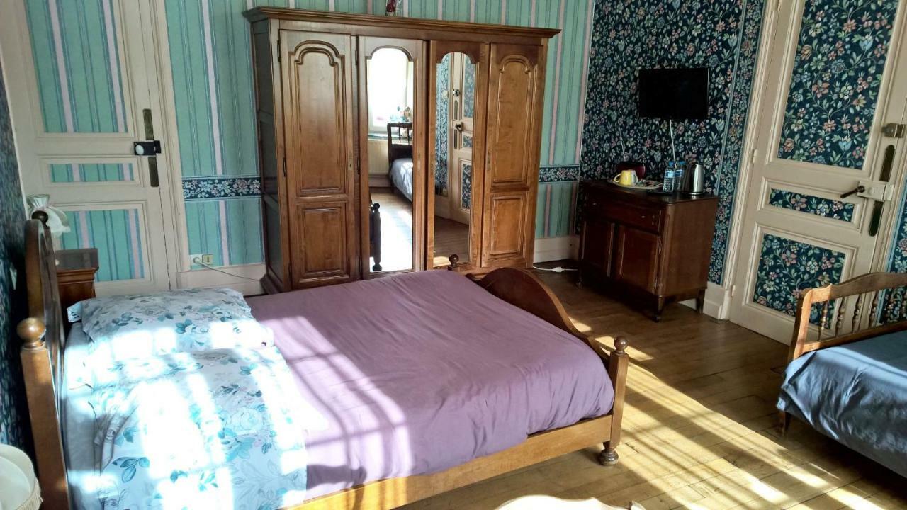 Bed and Breakfast Le Point Du Jour Revin  Esterno foto